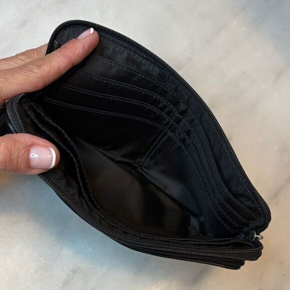 COACH Madison Needlepoint Signature Op Art Double Zip Wristlet Wallet 50392 - Picture 12 of 15